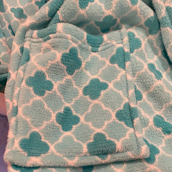 Women's Blue Patterned Robe - Picture 4 of 5